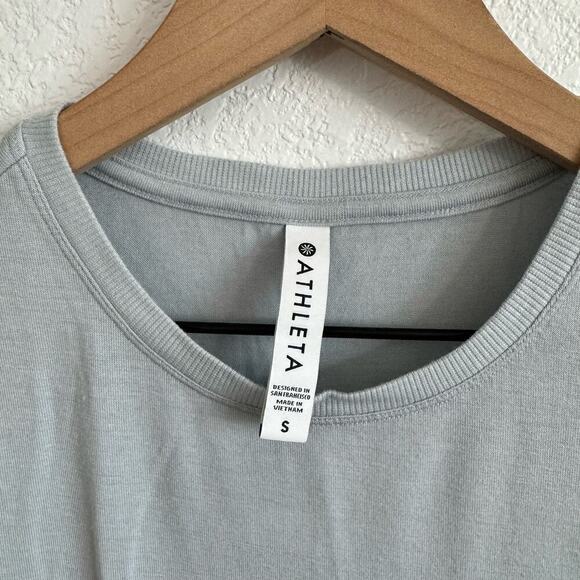 Athleta Cloudlight Restore Crew Neck Asymmetric Hem Tank Top Glacial Blue Grey S - Picture 8 of 10